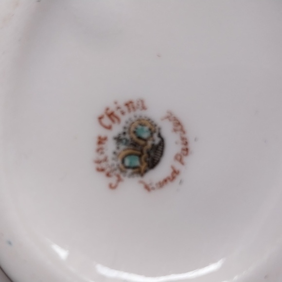 🤑🤑Vintage Lefton China cream and gold ladies ashtray - Picture 8 of 12